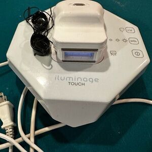 Iluminage Touch Hair Removal Device